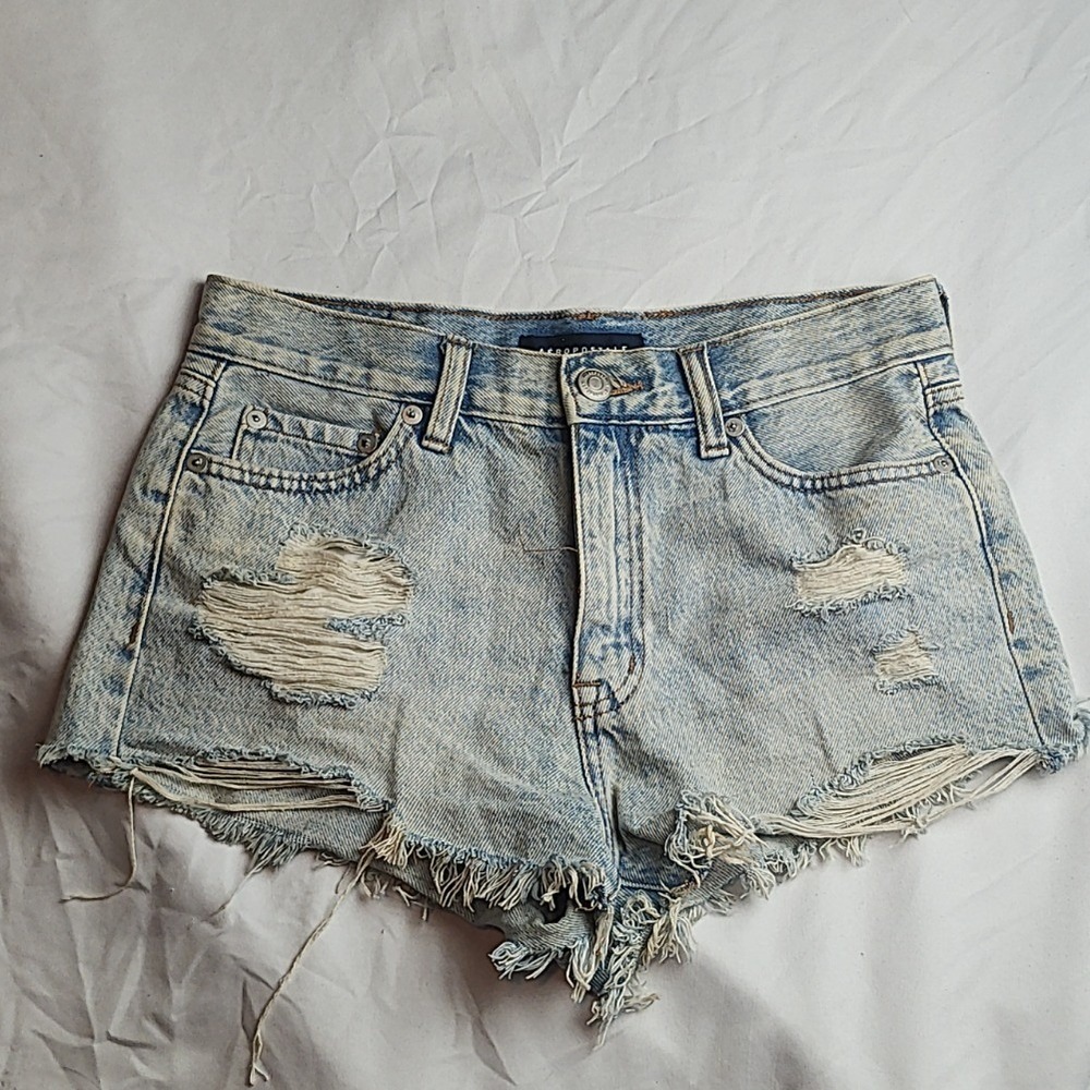 Aeropostale Boyfriend Short Denim Jean Shorts Acid Wash Distressed Patch Size 00